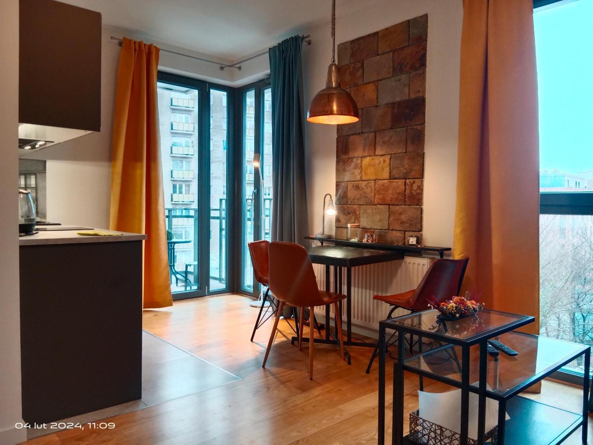 Uroczy Apartament Dlugie Ogrody 48 Danzica Esterno foto